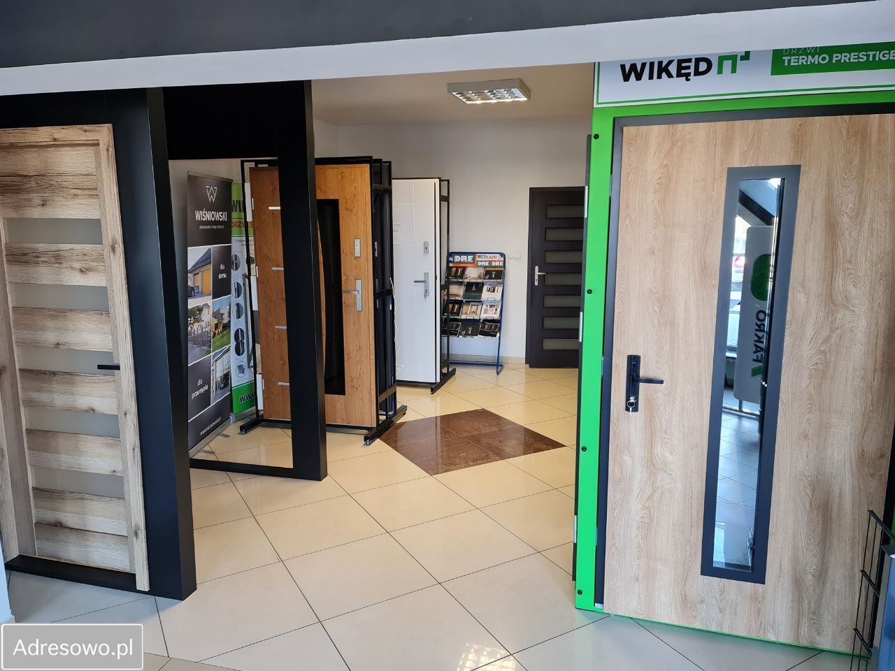 Hala/magazyn Laski. Zdjęcie 8