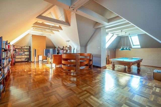 dom wolnostojący, 11 pokoi Łódź Julianów, ul. Świetlana. Zdjęcie 17