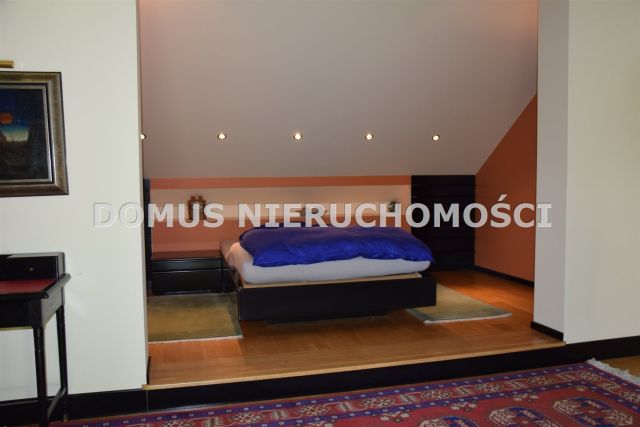 dom wolnostojący, 10 pokoi Ewcin. Zdjęcie 27