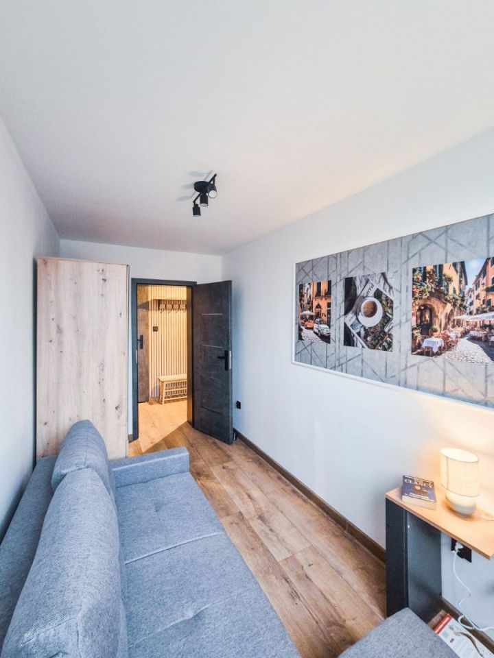 Mieszkanie 2-pokojowe Jelenia Góra, ul. Obrońców Westerplatte. Zdjęcie 4