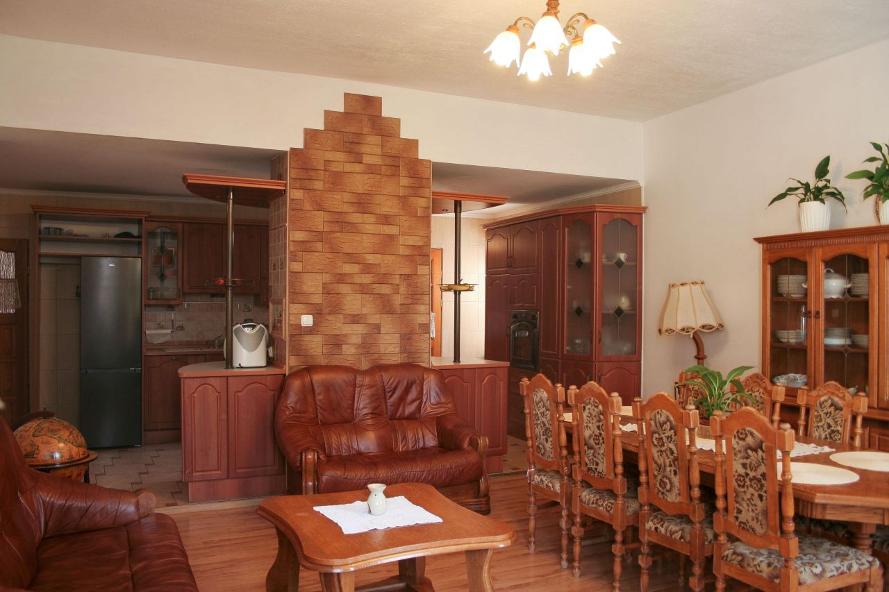 Mieszkanie 5-pokojowe Lądek-Zdrój, ul. Słodowa. Zdjęcie 2