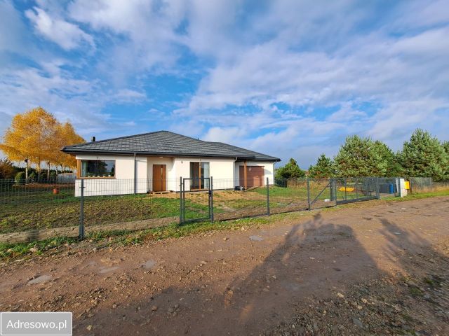 dom wolnostojący, 4 pokoje Sokołów Podlaski. Zdjęcie 1