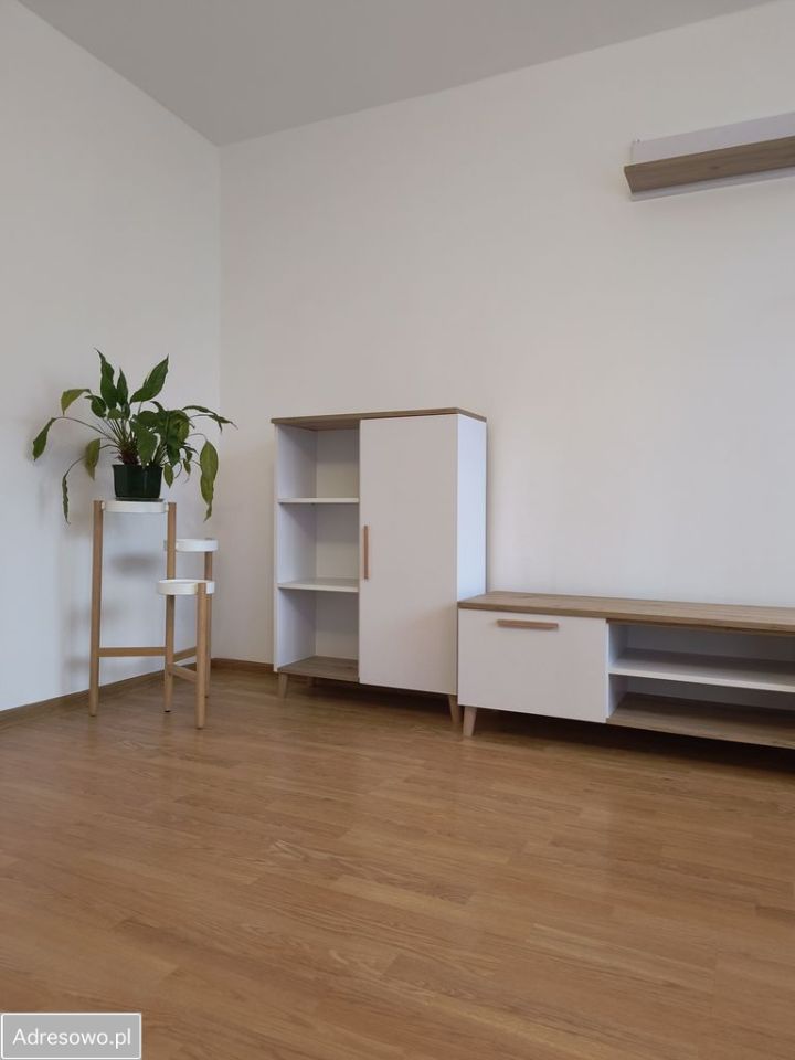 Mieszkanie 2-pokojowe Kraków Podgórze Duchackie, ul. Macedońska. Zdjęcie 2