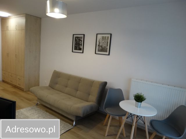 Mieszkanie 1-pokojowe Wrocław Kuźniki, ul. Sarbinowska. Zdjęcie 1