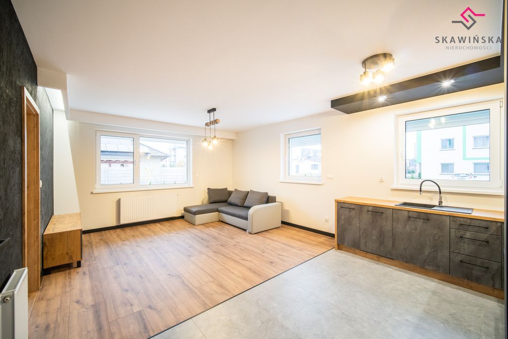 Mieszkanie 2-pokojowe Ostrów Wielkopolski, ul. Zębcowska. Zdjęcie 1