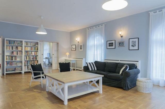 dom wolnostojący, 6 pokoi Warszawa Wawer, ul. Antenowa. Zdjęcie 1