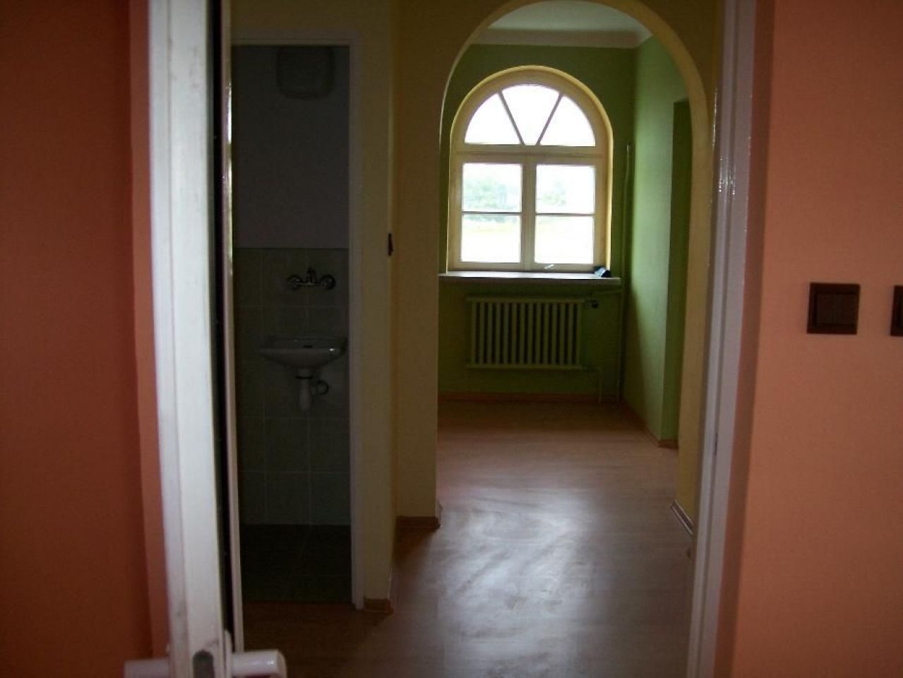 dom wolnostojący, 7 pokoi Łabunie, ul. Zamojska. Zdjęcie 7