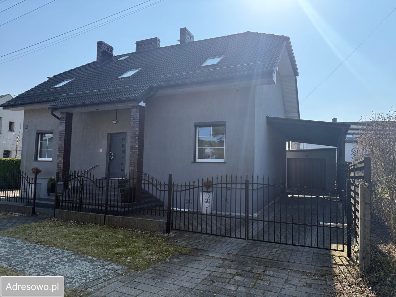dom wolnostojący, 6 pokoi Lubliniec. Zdjęcie 1