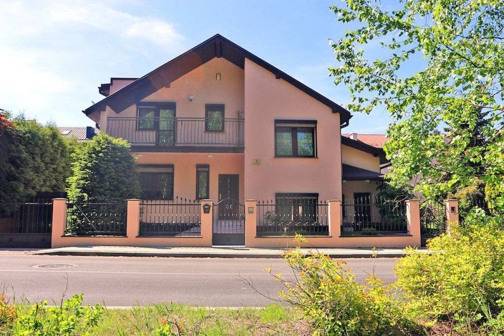 dom wolnostojący, 5 pokoi Katowice Dąbrówka Mała, ul. Zimowa