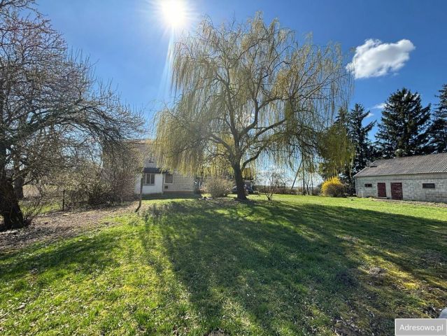 dom wolnostojący, 5 pokoi Małków-Kolonia. Zdjęcie 1
