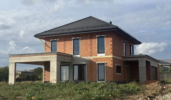 dom wolnostojący, 7 pokoi Wieszowa