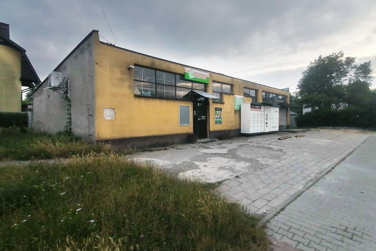 Nieruchomość komercyjna Dąbrowa Górnicza Reden , ul. Cezarego Uthkego. Zdjęcie 3
