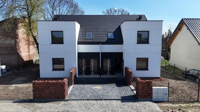 Mieszkanie 3-pokojowe Kalisz, ul. Helska. Zdjęcie 1