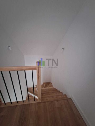 bliźniak, 5 pokoi Czernica. Zdjęcie 7