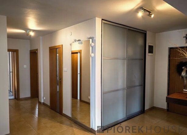 Mieszkanie 5-pokojowe Warszawa Włochy, ul. Aleje Jerozolimskie. Zdjęcie 15