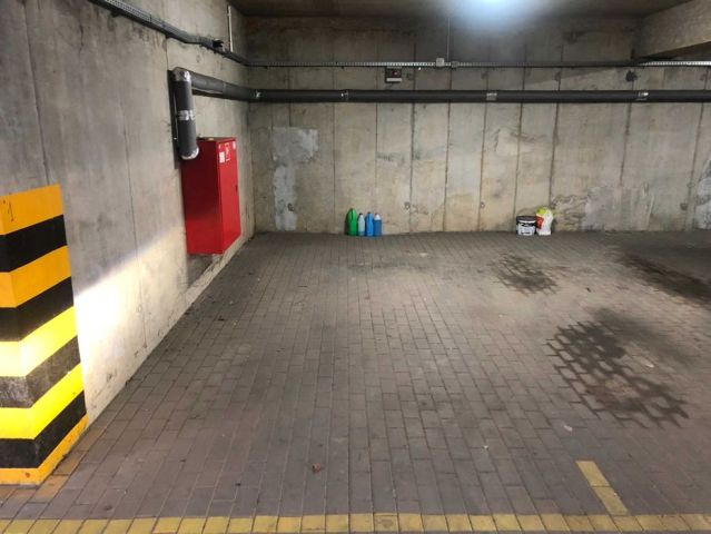 Garaż/miejsce parkingowe Kalisz, ul. Prymasa Stefana Wyszyńskiego. Zdjęcie 1