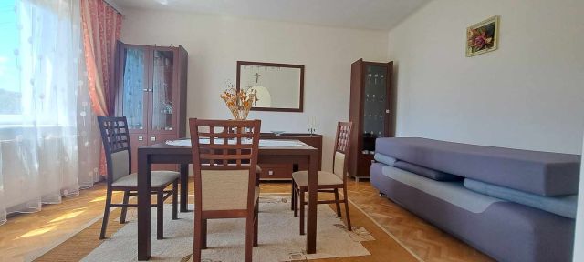 dom wolnostojący, 5 pokoi Lubenia. Zdjęcie 3