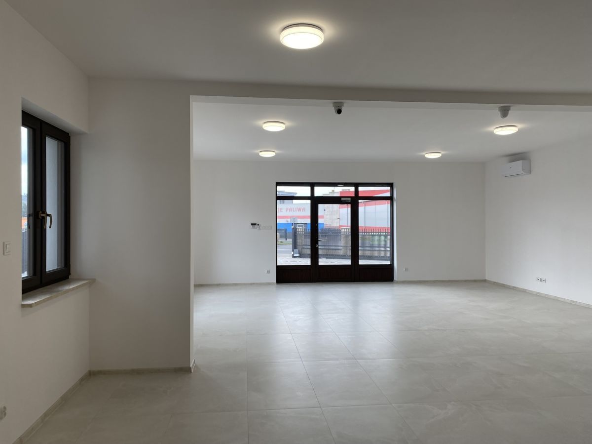 dom wolnostojący, 4 pokoje Radom Długojów, ul. Juliusza Słowackiego. Zdjęcie 3