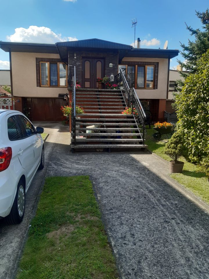 dom wolnostojący, 5 pokoi Pleszew, ul. Kossaka. Zdjęcie 4