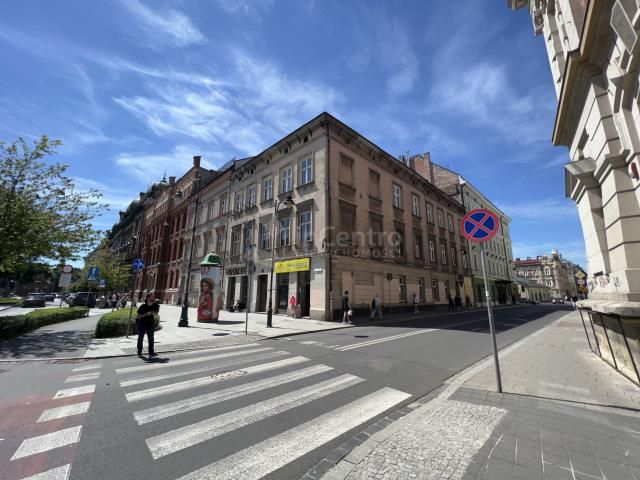 kamienica, 21 pokoi Kraków Stare Miasto, pl. Jana Matejki. Zdjęcie 1