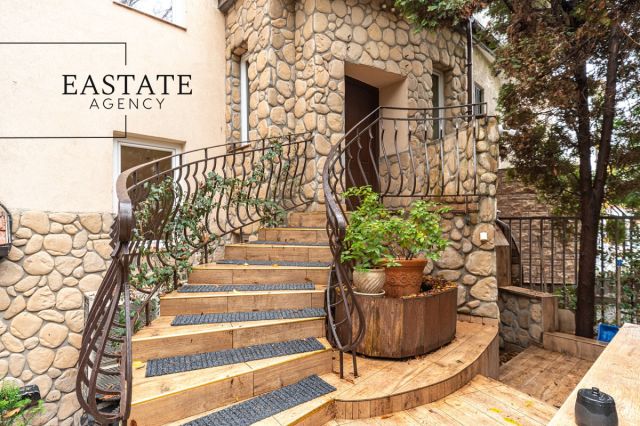 dom wolnostojący, 11 pokoi Warszawa Saska Kępa, ul. Genewska. Zdjęcie 19