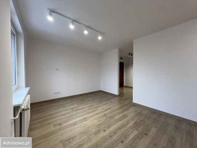 Mieszkanie 3-pokojowe Starachowice Centrum, ul. Przyjazna. Zdjęcie 1