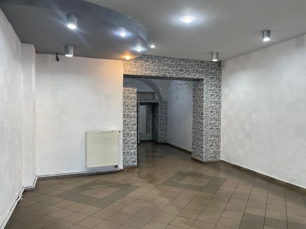 Lokal Kluczbork Centrum, rynek Rynek. Zdjęcie 2