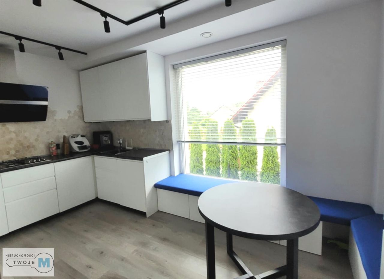 dom wolnostojący, 4 pokoje Oblęgór. Zdjęcie 10