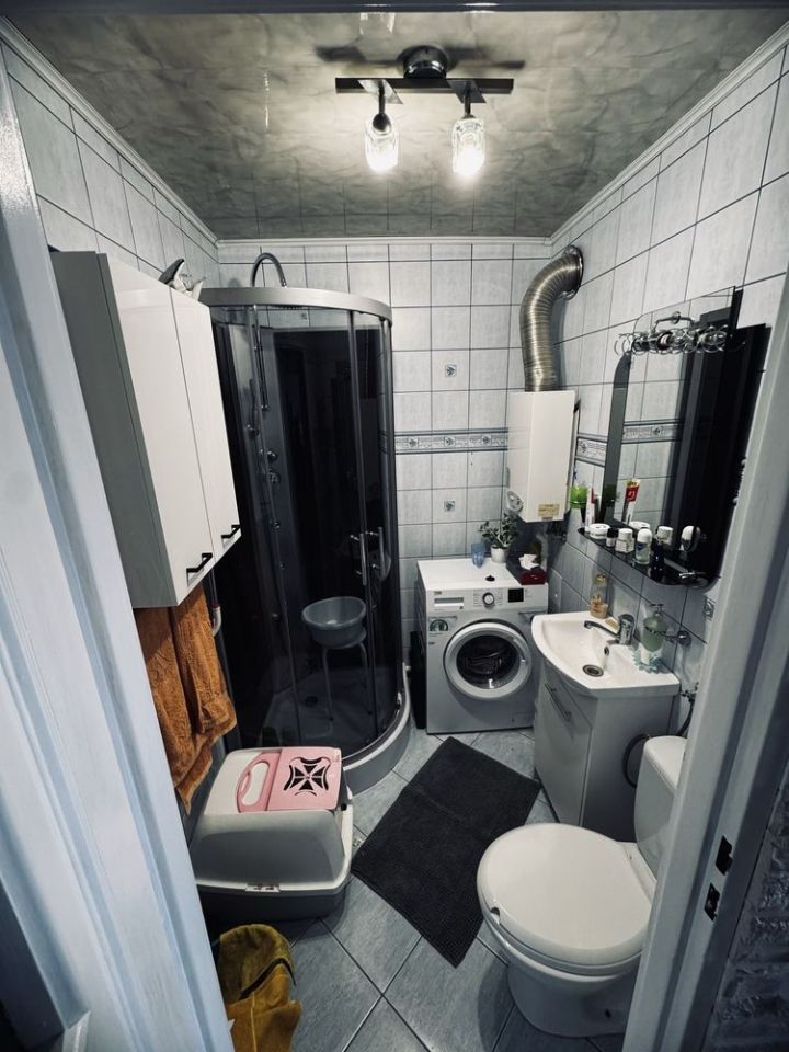 Mieszkanie 1-pokojowe Poręba. Zdjęcie 6