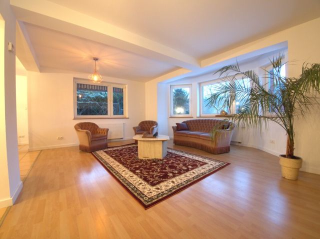 dom wolnostojący, 5 pokoi Kruszyn Krajeński. Zdjęcie 2