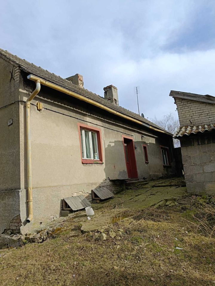 dom wolnostojący, 2 pokoje Zdziechowice. Zdjęcie 1