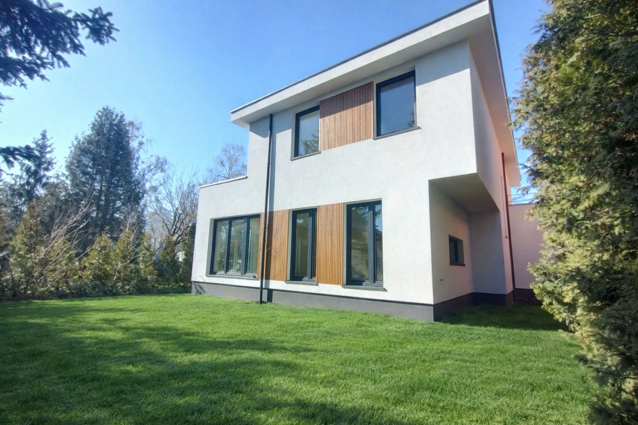 dom wolnostojący, 8 pokoi Zielonka, Centrum. Zdjęcie 2