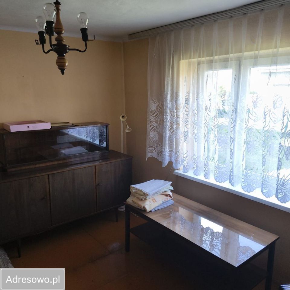 dom wolnostojący, 2 pokoje Janów. Zdjęcie 8