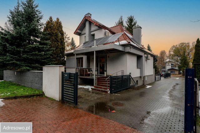 Biuro Kraków Zwierzyniec, ul. Królowej Jadwigi. Zdjęcie 1