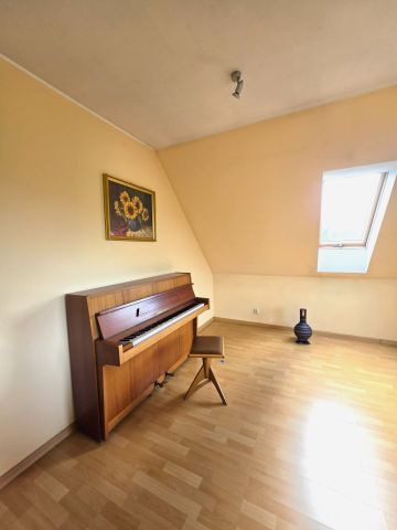 dom wolnostojący, 4 pokoje Wojcieszyce. Zdjęcie 12