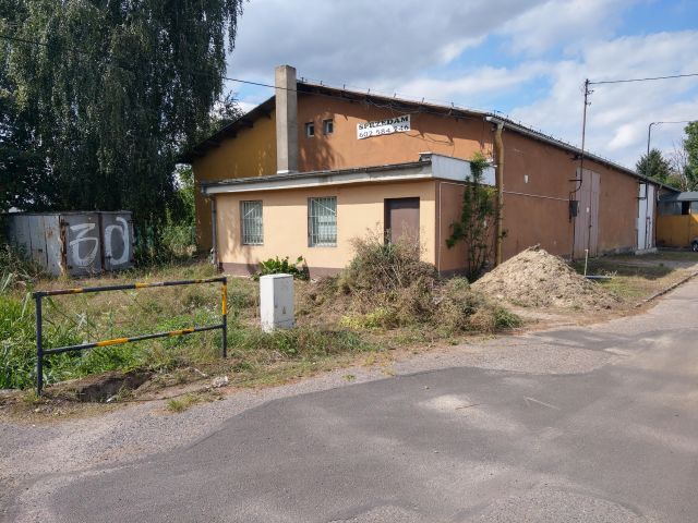 Hala/magazyn Chodzież, ul. Ofiar Gór Morzewskich. Zdjęcie 1