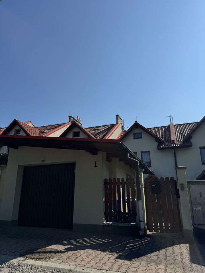 dom szeregowy, 4 pokoje Bielsko-Biała Hałcnów, ul. Józefa Braka