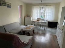 dom wolnostojący, 6 pokoi Rożny. Zdjęcie 2