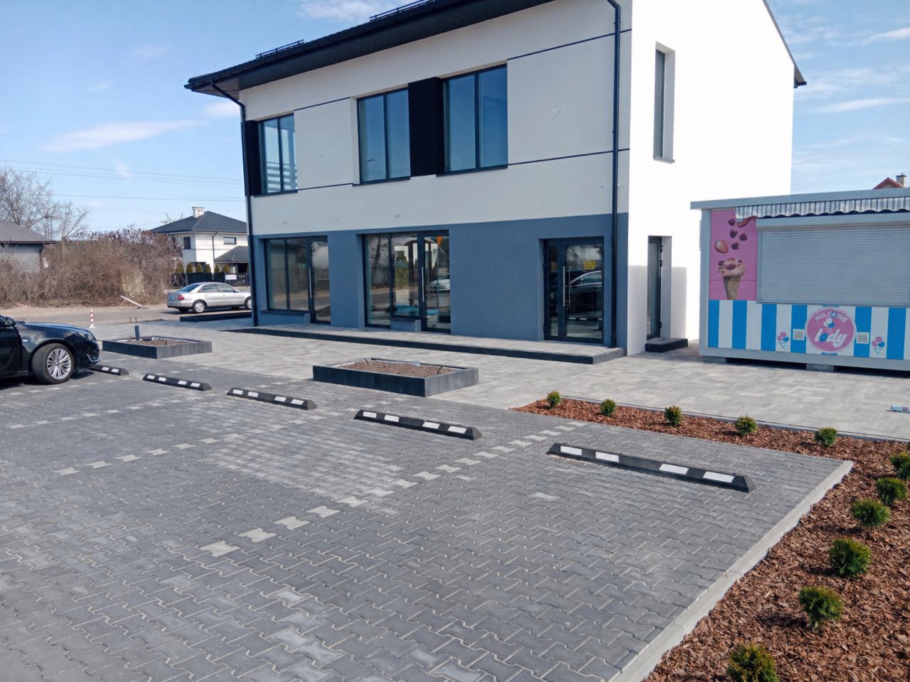 Lokal Niegów, ul. Handlowa. Zdjęcie 2