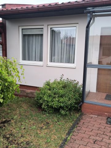 dom szeregowy, 4 pokoje Starogard Gdański, Oś.Nad Jarem. Zdjęcie 3