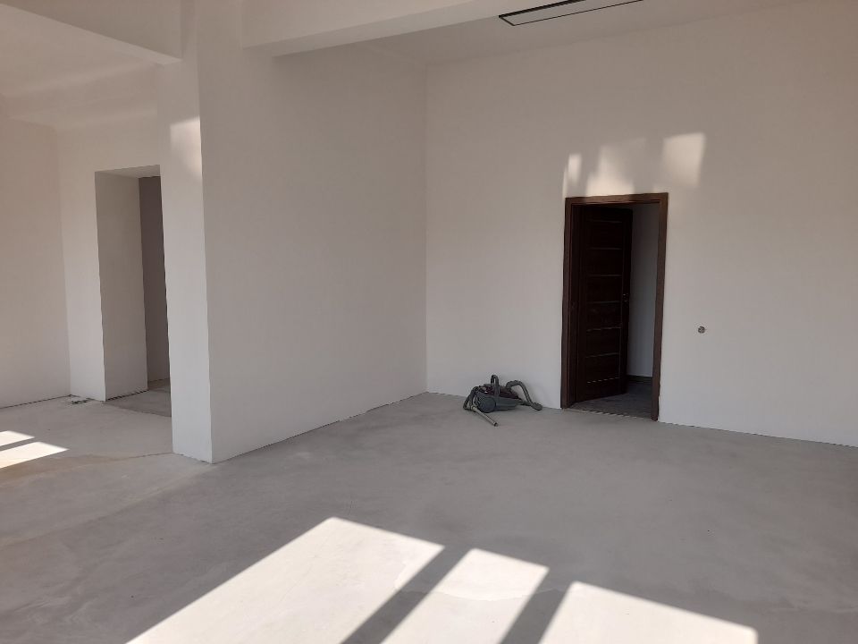 Biuro Milanówek, ul. Królewska. Zdjęcie 4