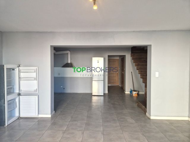 dom szeregowy, 9 pokoi Ząbki. Zdjęcie 1