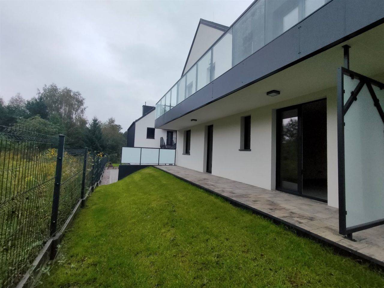 Mieszkanie 4-pokojowe Kielce. Zdjęcie 3