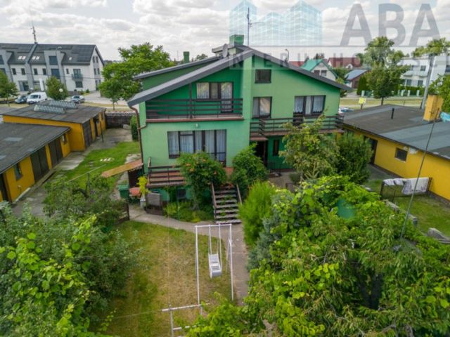 dom wolnostojący, 7 pokoi Słupca Centrum, ul. Romualda Traugutta. Zdjęcie 2