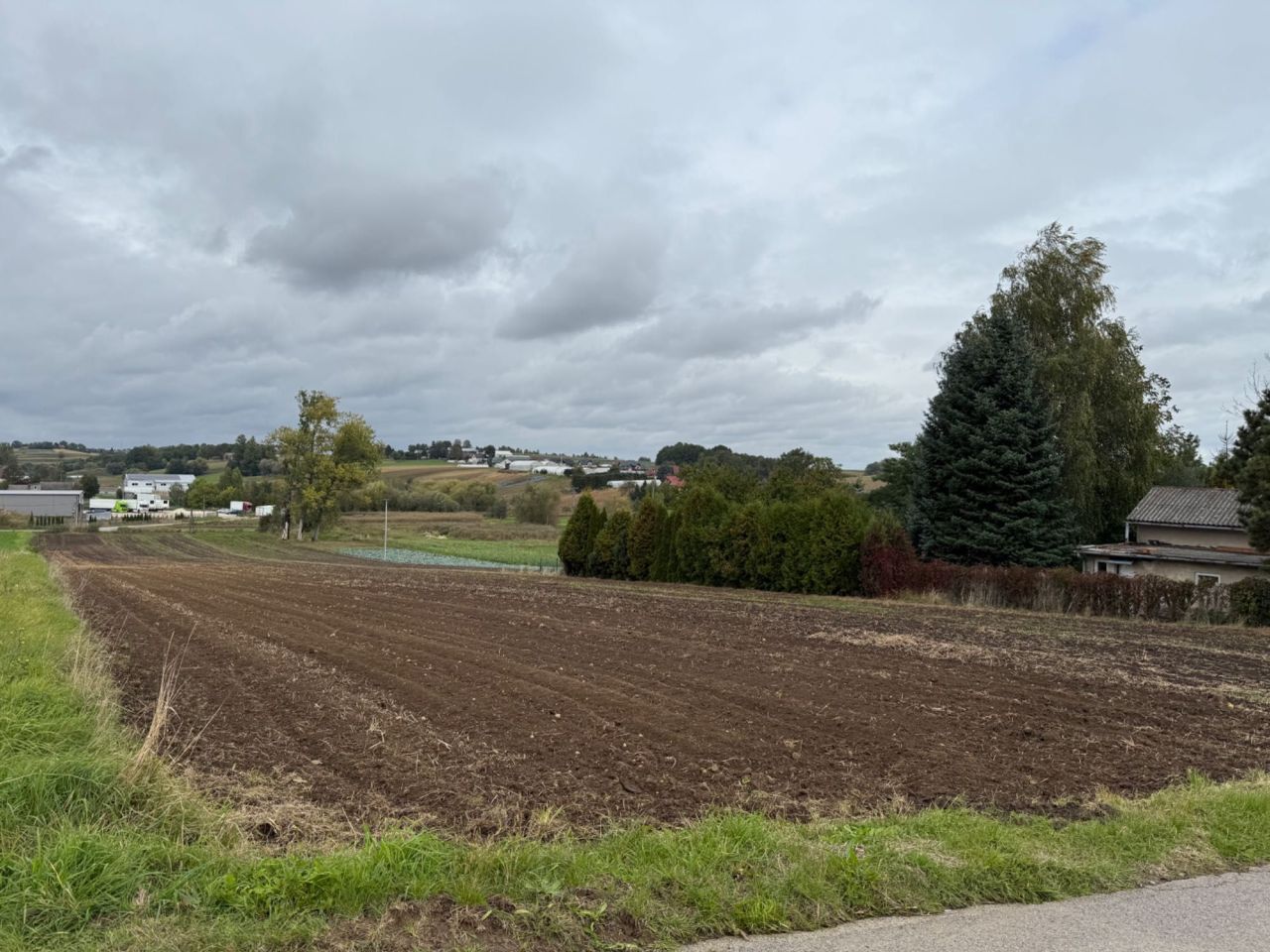 Działka budowlana Wronin. Zdjęcie 2