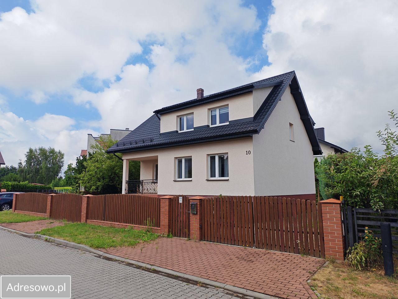 dom wolnostojący, 6 pokoi Praszka, ul. Staszica. Zdjęcie 1