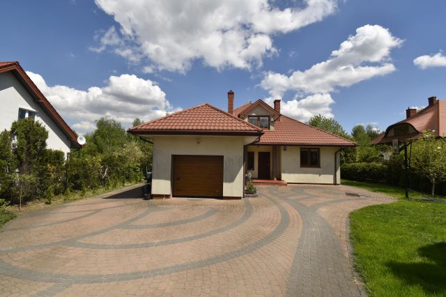 dom wolnostojący, 5 pokoi Lublin Węglin, ul. Józefa Piechoty. Zdjęcie 1