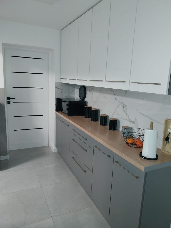 Mieszkanie 3-pokojowe Derczewo. Zdjęcie 4