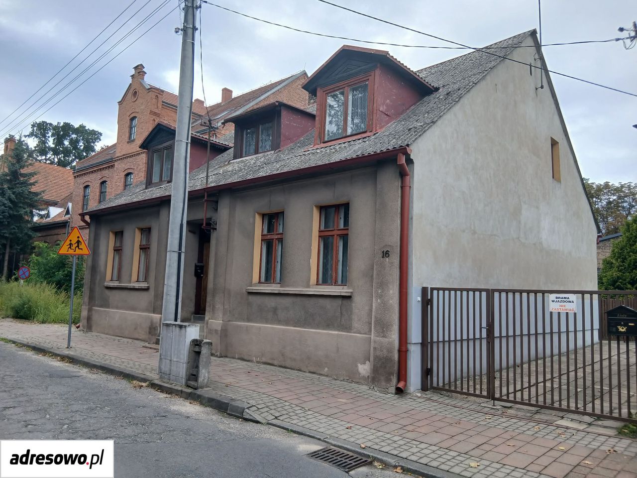 dom wolnostojący, 8 pokoi Szamotuły, pl. Henryka Sienkiewicza. Zdjęcie 2