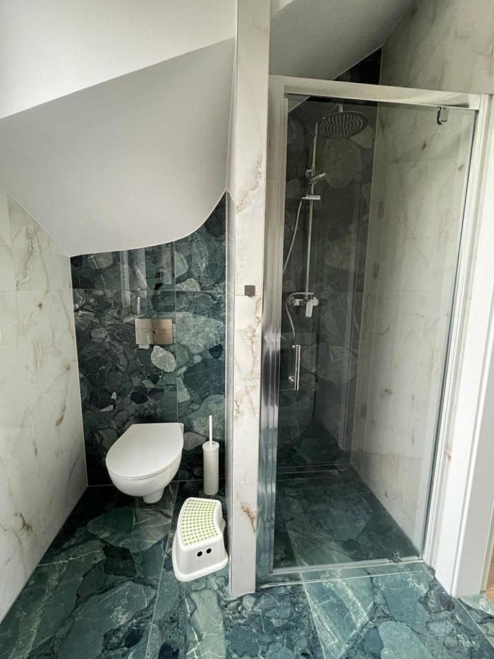 dom szeregowy Urzut. Zdjęcie 8